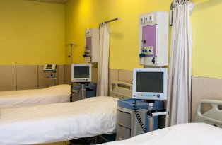  طب20 | سیستم جامع سلامت و درمان  گالری تصاویر بیمارستان سعدی اصفهان